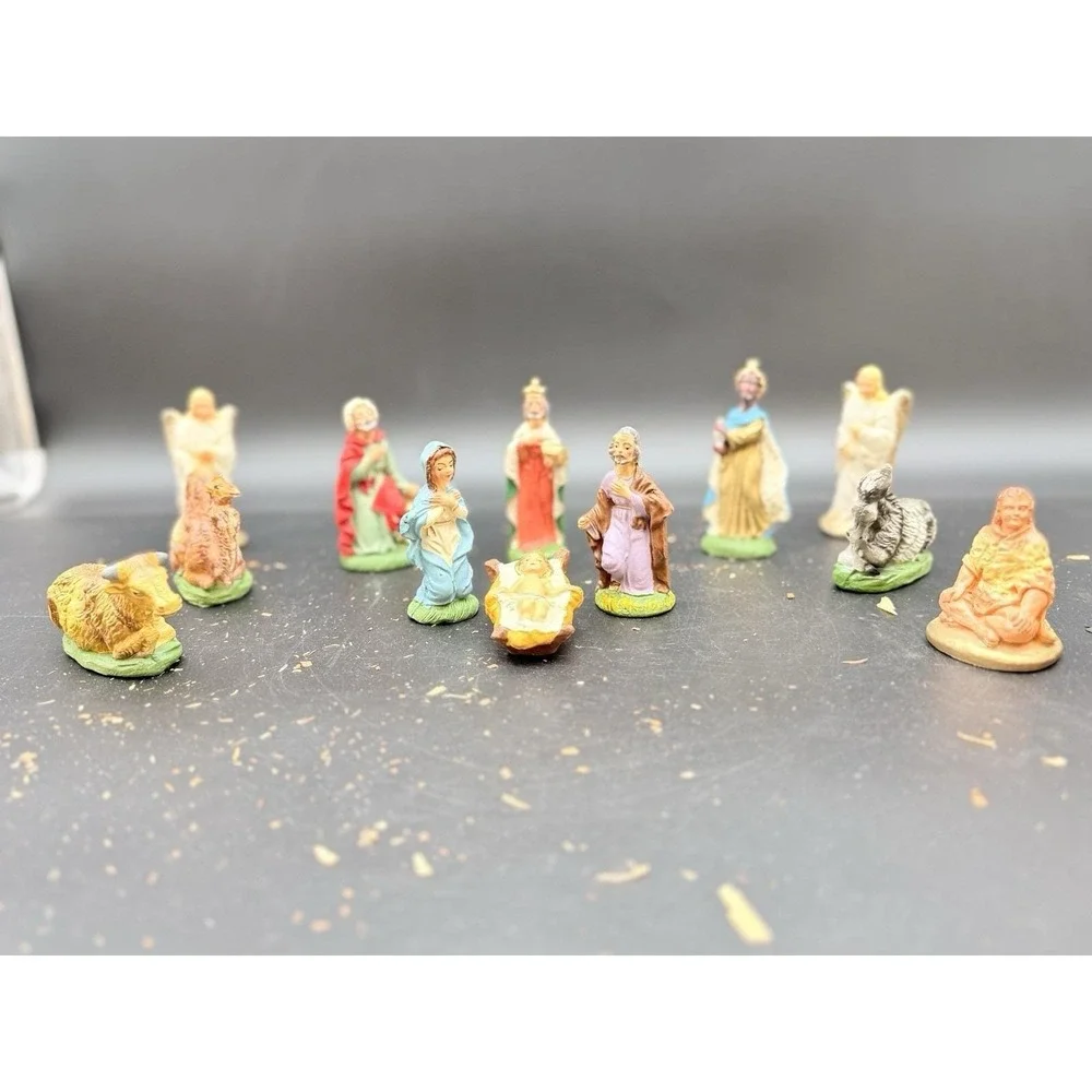 Vintage Christmas Nativity Figures and Stable Scene